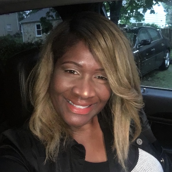 Meet your Posher, B - Picture 1 of 1